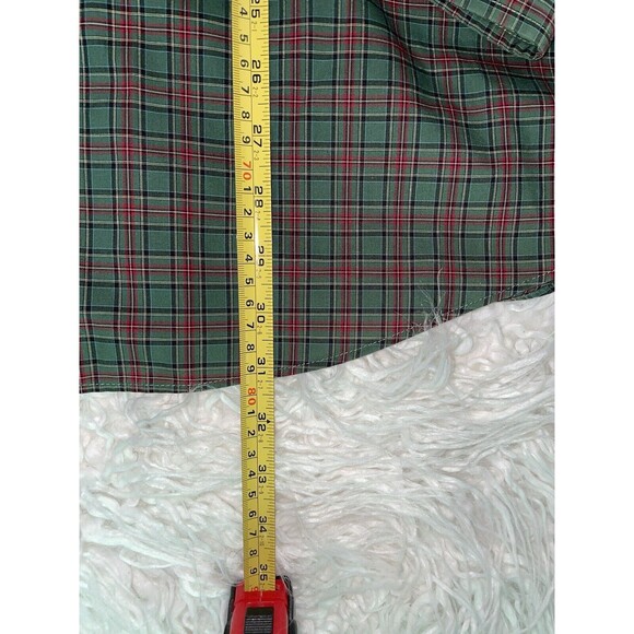 L.L. Bean Shirt Button Down Plaid  Wrinkle Resistant Size Large Green Red - Picture 4 of 5